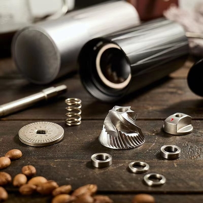 Dapur Kecil Manual Mewah Stainless Steel Tangan Penggiling Kopi Kekasaran Disesuaikan