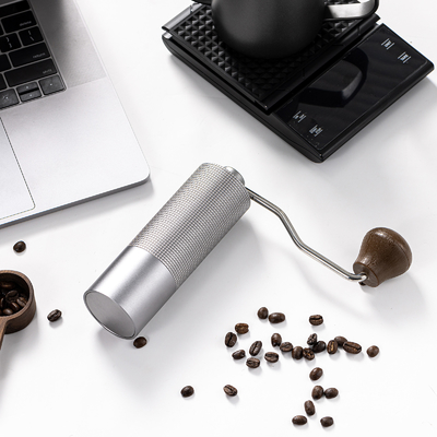 Aluminium Alloy Antique Hand Coffee Grinder Dengan Pegangan Kayu Solid