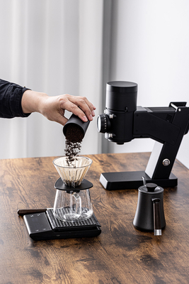 Penggiling Kopi Komersial Isi Ulang Outdoor Tuangkan Penggiling Kopi 200 gulungan / Menit