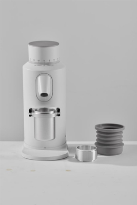 Mesin penggiling kopi hitam putih yang dapat disesuaikan dengan pisau Italmill 800-2000 rolls / rotasi menit